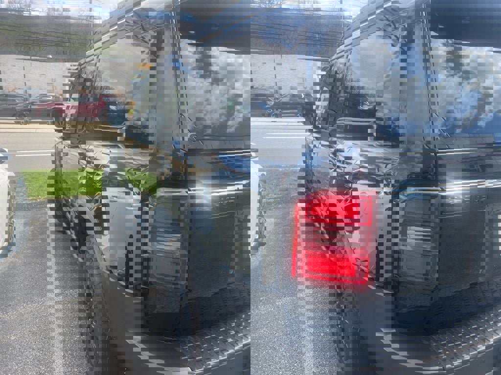 Used 2024 Toyota Land Cruiser image 2