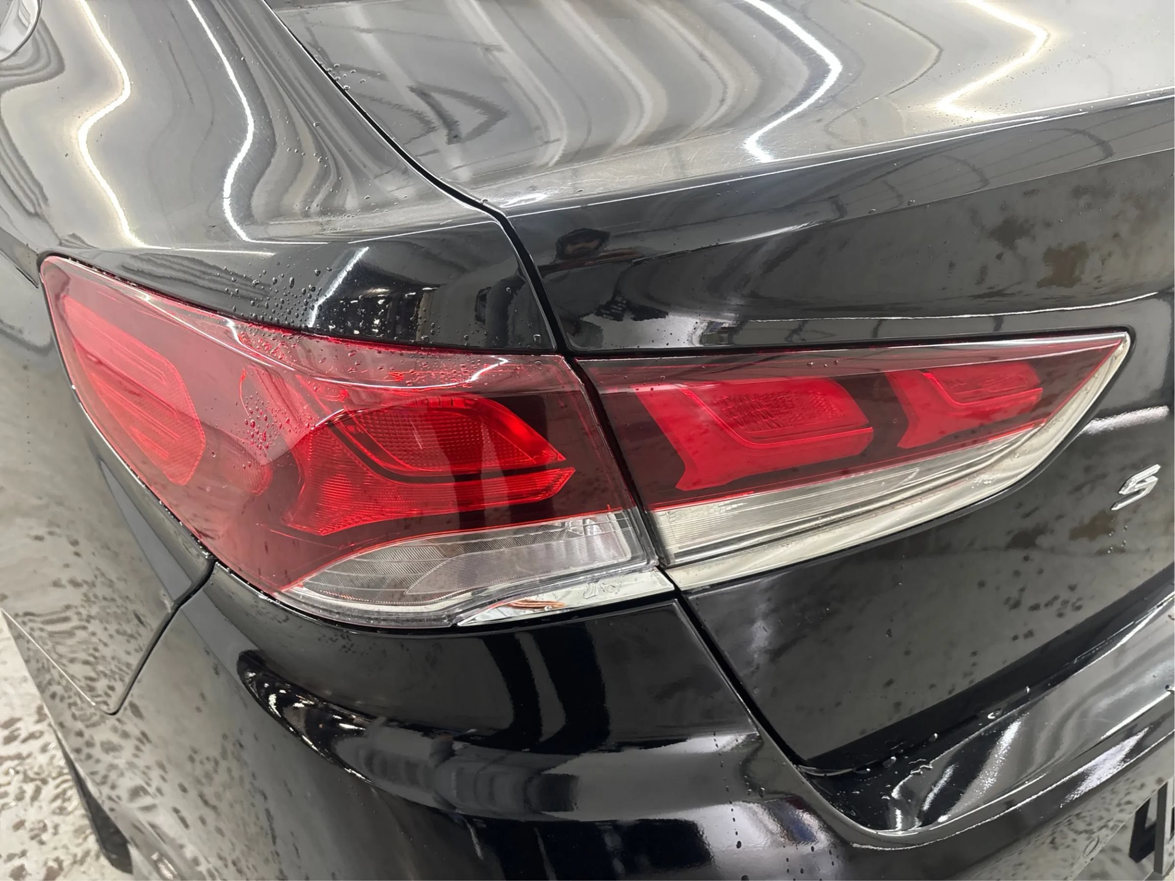 Used 2018 Hyundai Sonata Limited w/ Limited Ultimate Package 03 FWD image 33