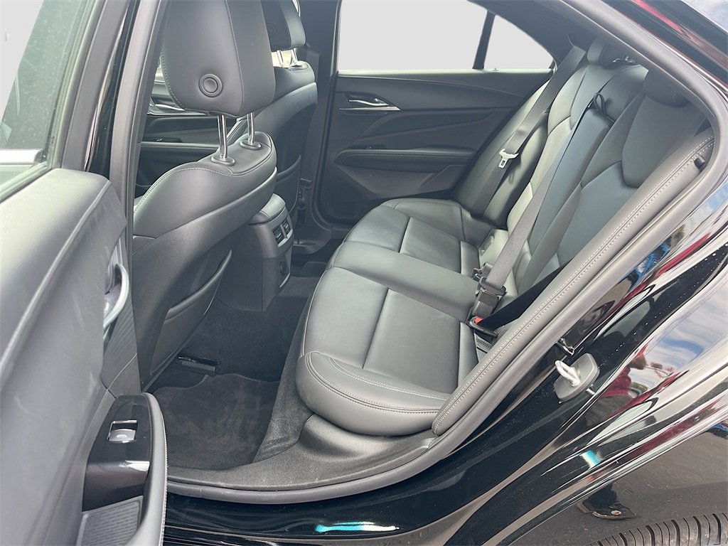 Used 2025 Cadillac CT4 Premium Luxury image 25