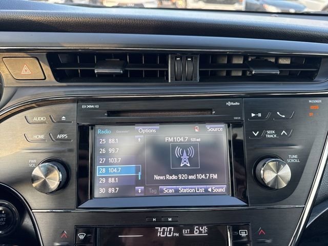 Used 2017 Toyota Avalon XLE w/ Carpet Mat Package FWD image 15