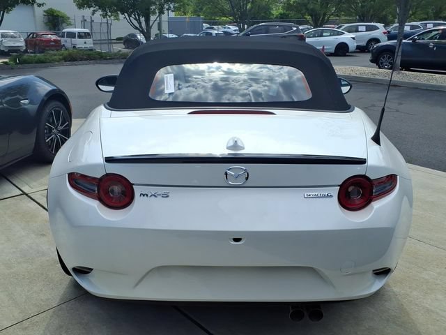 New 2026 MAZDA MX-5 Miata Club RWD image 4