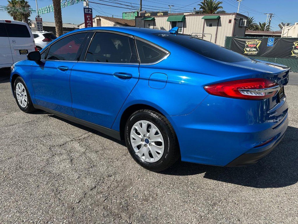 Used 2020 Ford Fusion S image 9