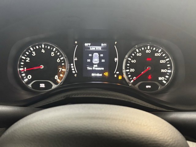 Used 2015 Jeep Renegade Sport w/ Power & Air Group image 9