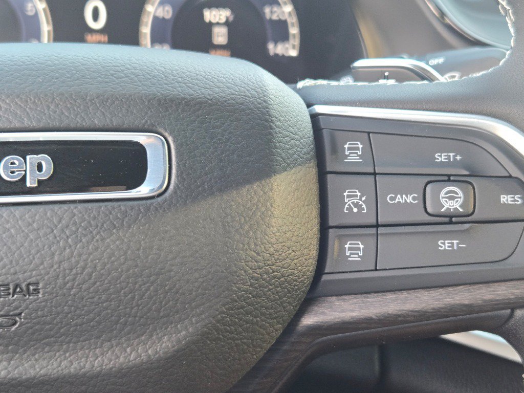 New 2027 Jeep Grand Cherokee Altitude AWD/4WD image 41