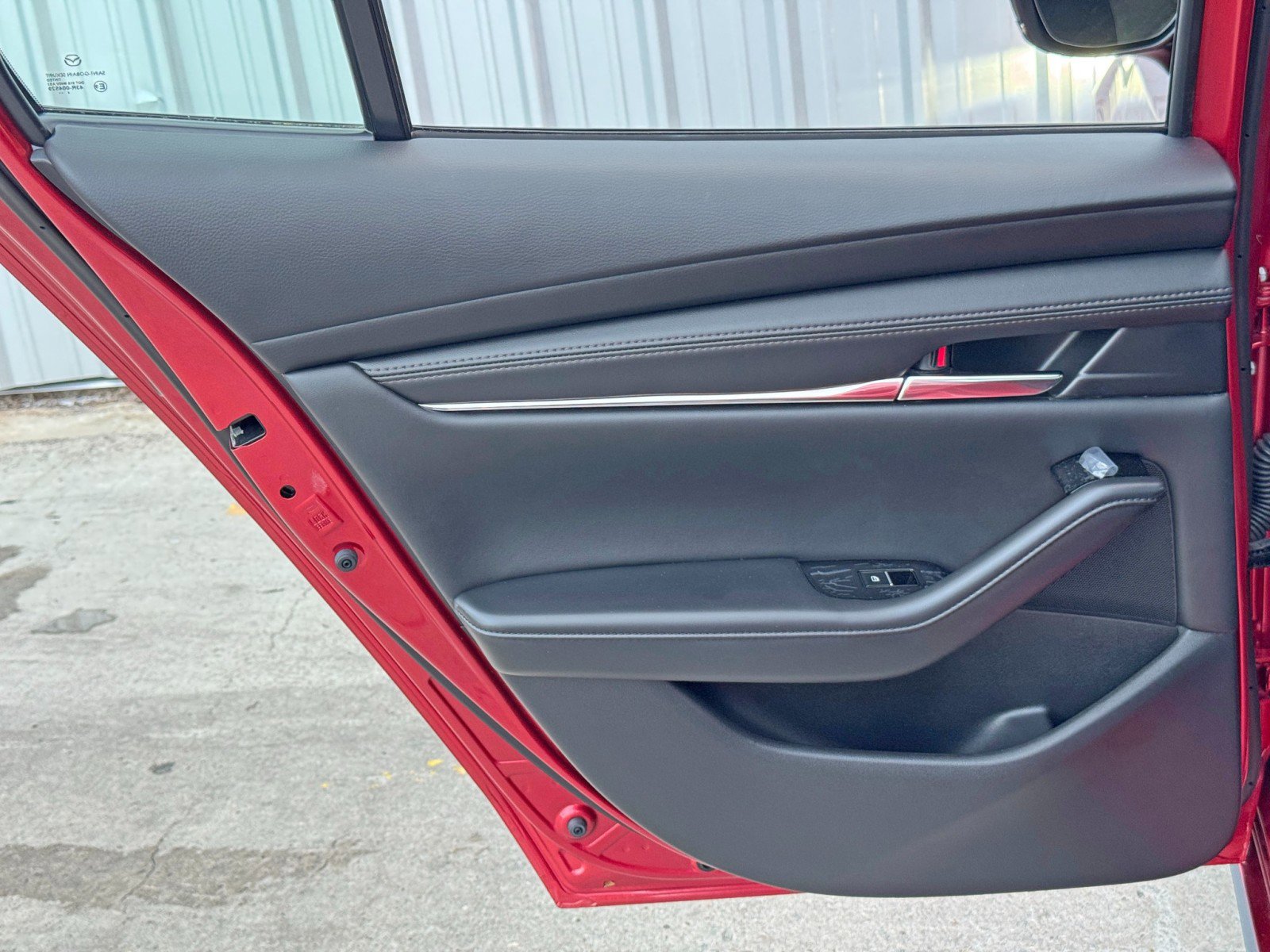 Used 2025 MAZDA MAZDA3 s image 38