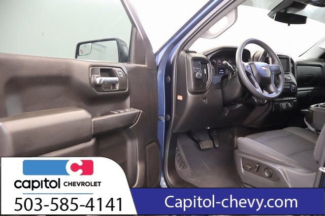 Used 2022 Chevrolet Silverado 1500 Custom image 9