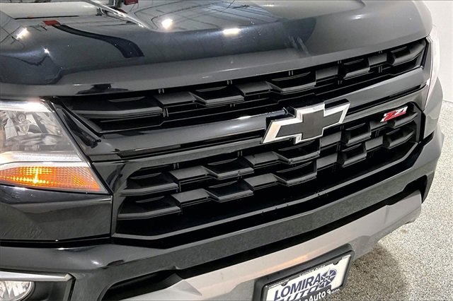 Used 2022 Chevrolet Colorado Z71 w/ Z71 Midnight Edition image 35