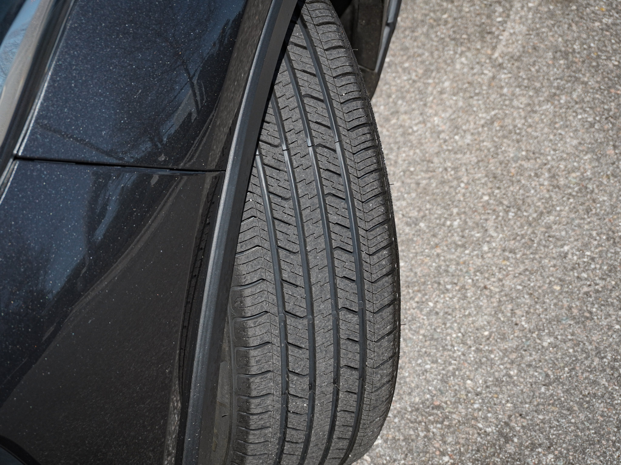 Used 2020 Toyota C-HR LE image 12