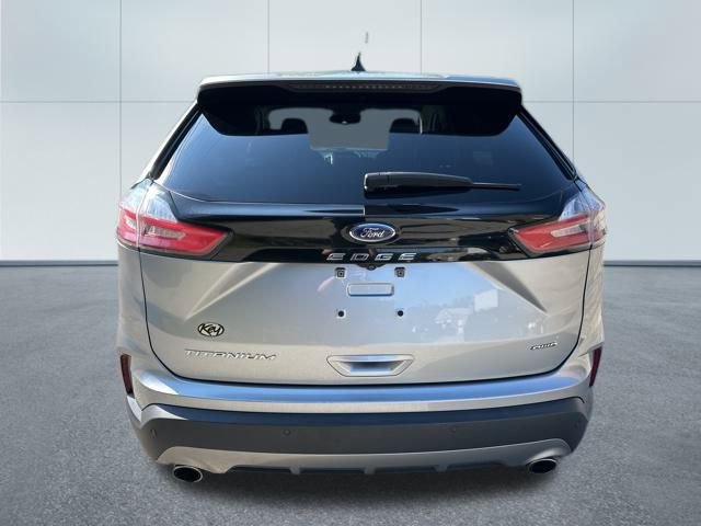 Used 2022 Ford Edge Titanium image 7