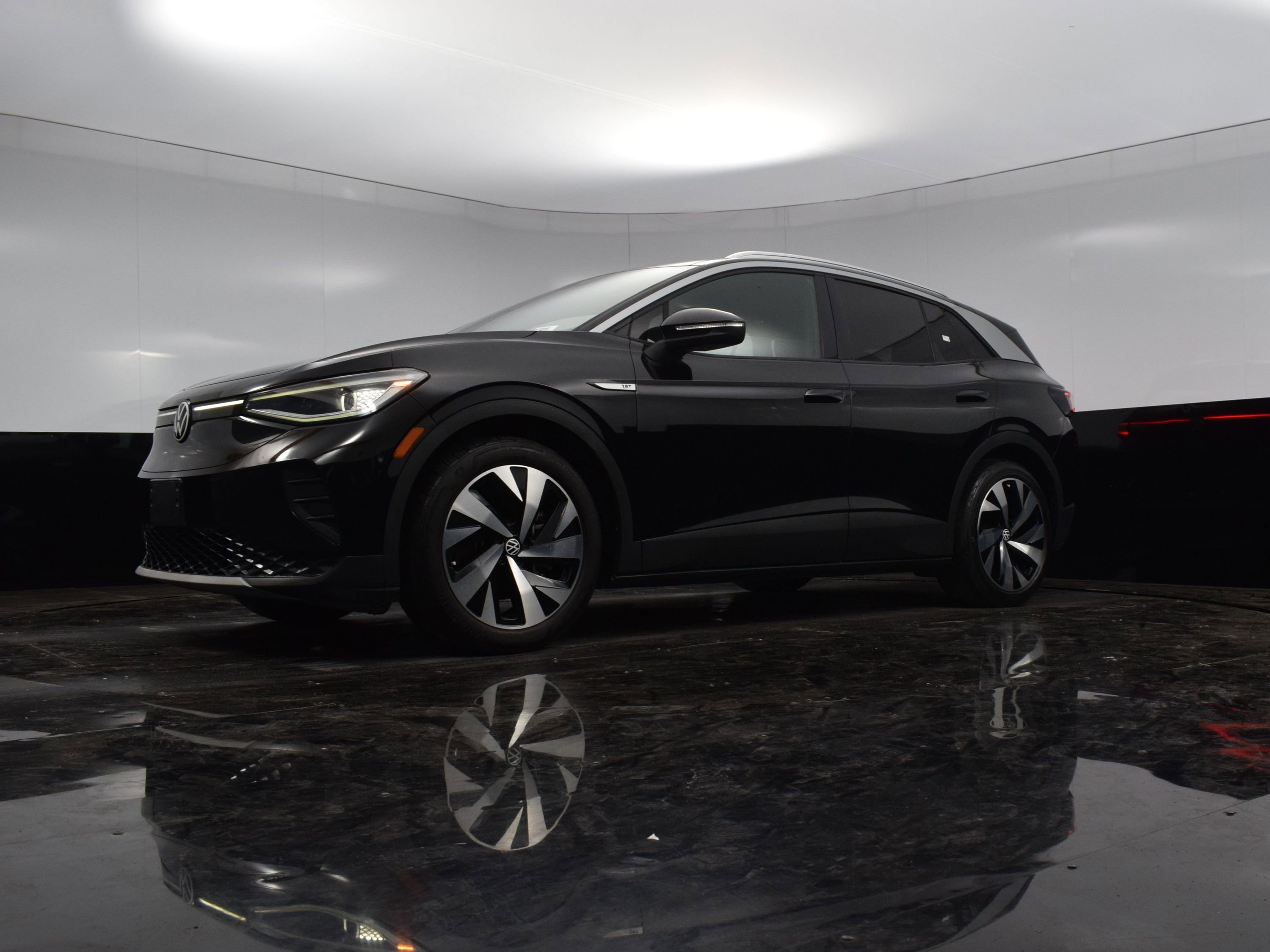 Used 2021 Volkswagen ID.4 1st Edition w/ ID.4 Protection Package image 19