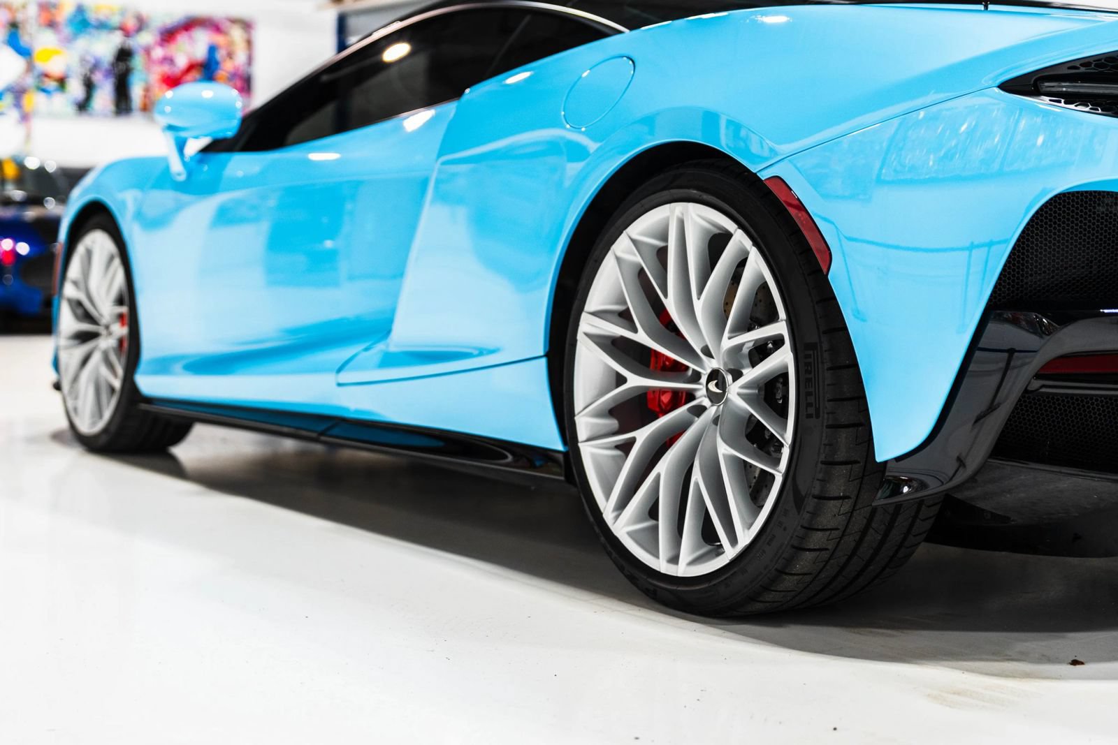 Used 2023 McLaren GT RWD image 6