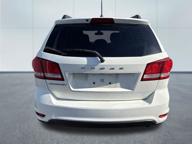 Used 2019 Dodge Journey SE w/ Blacktop Package image 3
