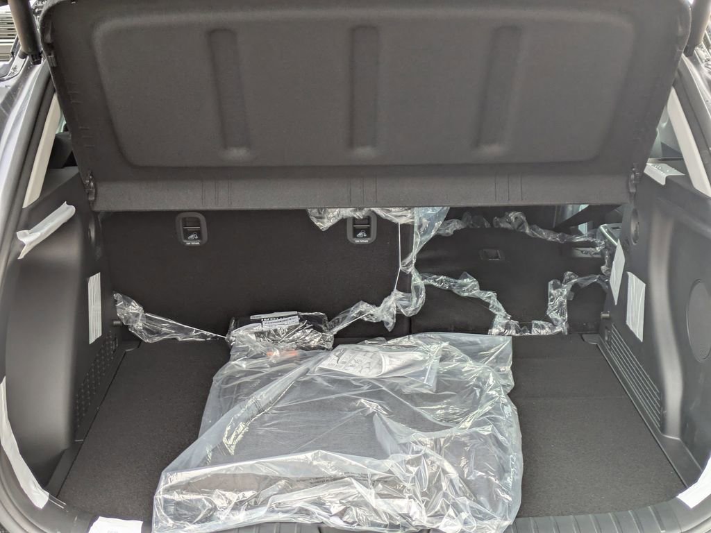 New 2026 Hyundai Kona Limited FWD image 12