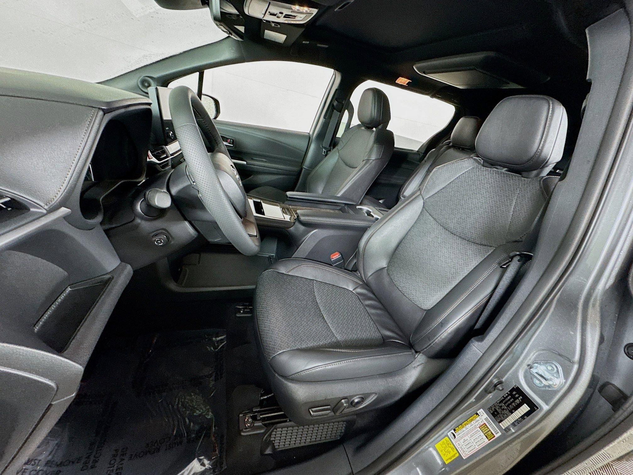 Certified 2026 Toyota Sienna Platinum AWD/4WD image 12