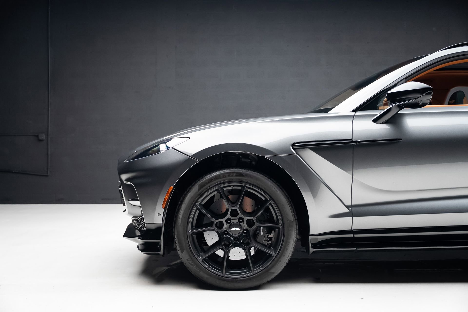 Used 2023 Aston Martin DBX 707 image 18