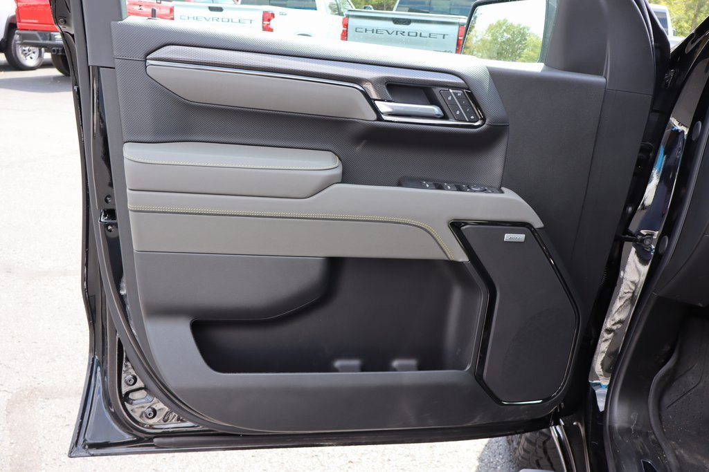 New 2025 Chevrolet Silverado 1500 ZR2 w/ Technology Package image 3