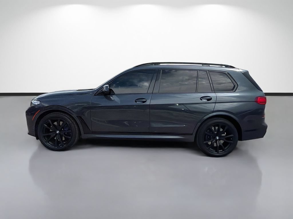 Used 2022 BMW X7 M50i w/ Dynamic Handling Package AWD/4WD image 6