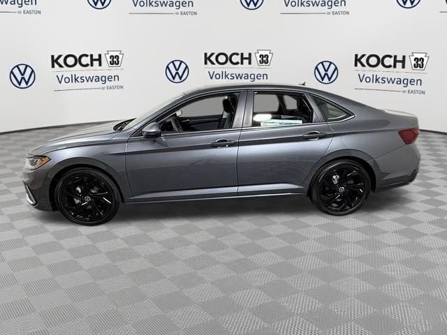 New 2026 Volkswagen Jetta SE FWD image 4
