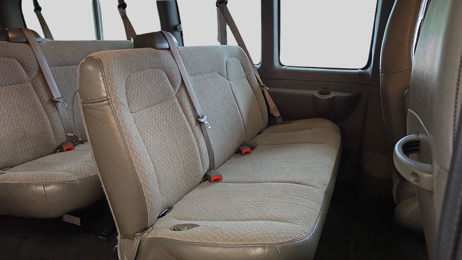 Used 2025 Chevrolet Express 3500 LT w/ LT Preferred Equipment Group RWD image 18