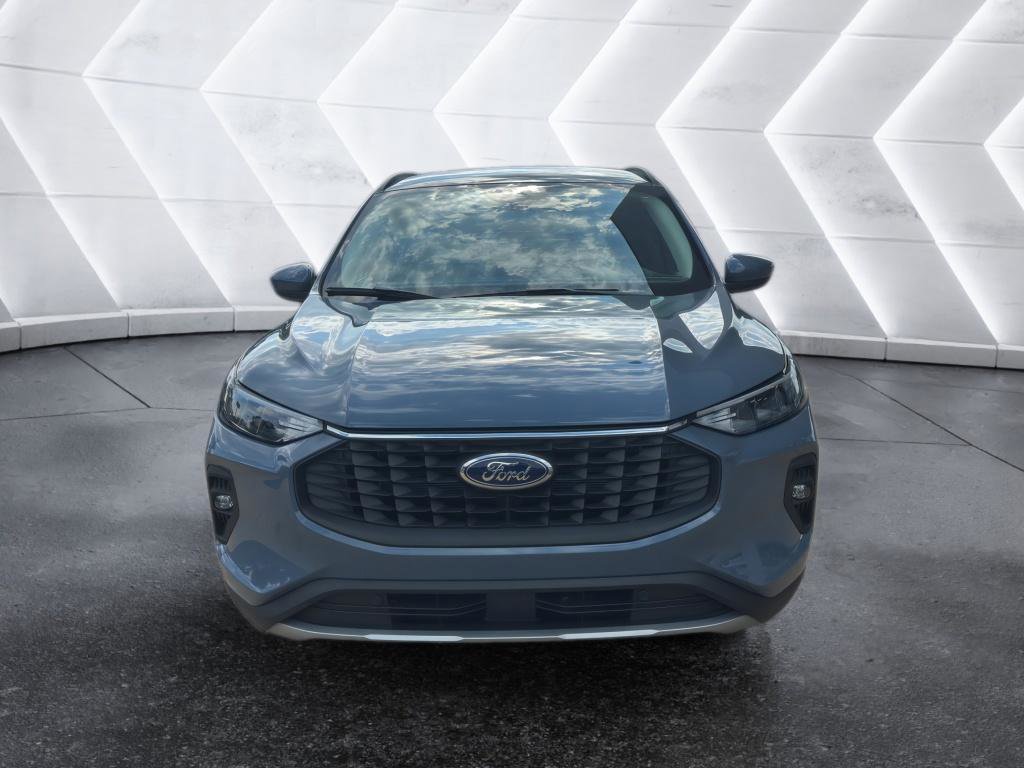 New 2025 Ford Escape SE image 2