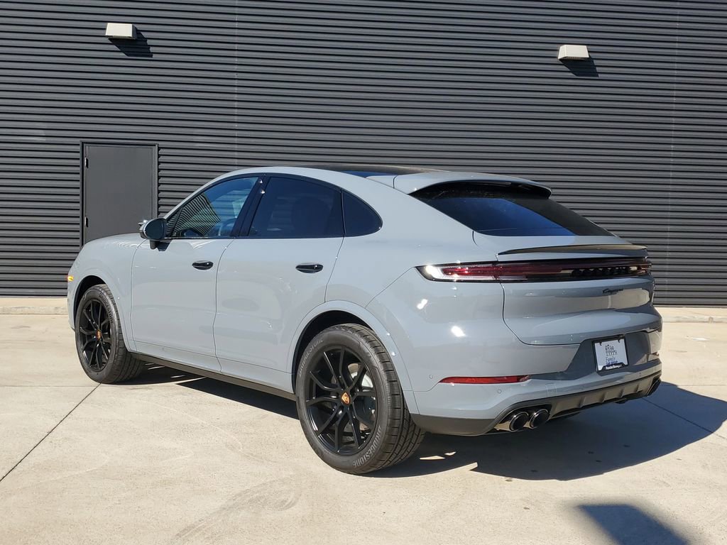 New 2026 Porsche Cayenne Coupe image 4