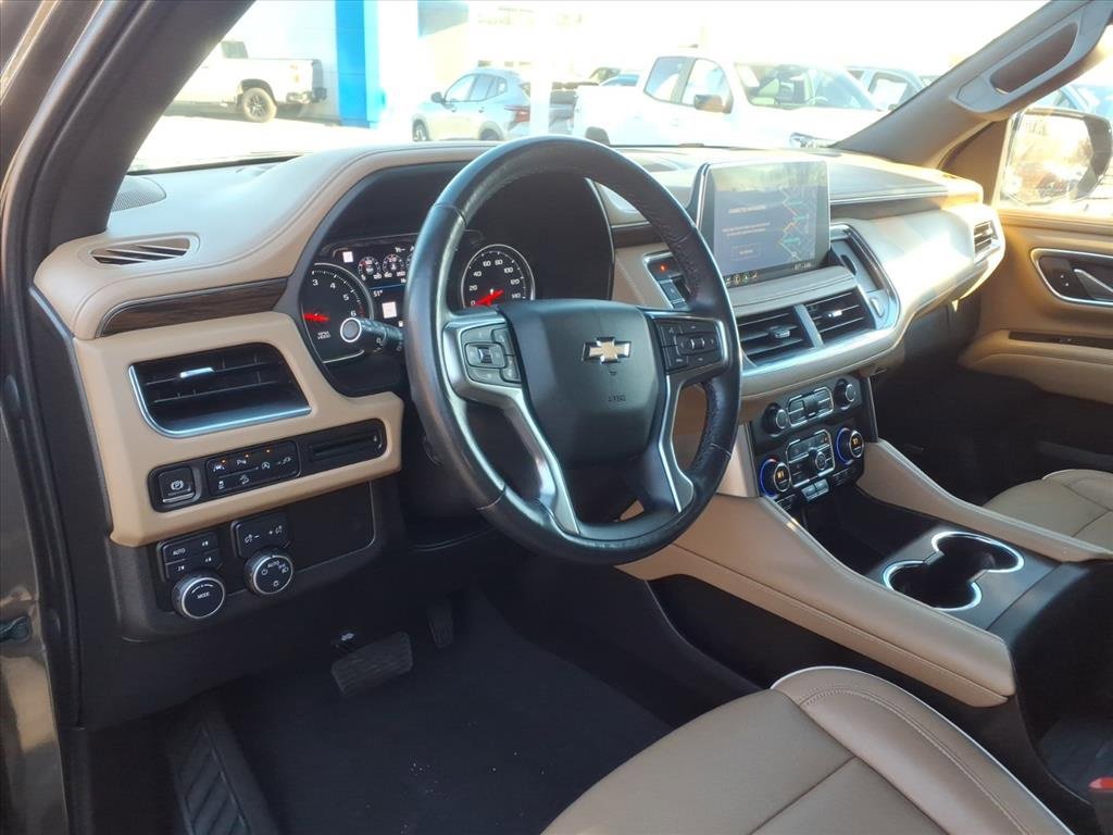 Used 2021 Chevrolet Suburban Premier image 12