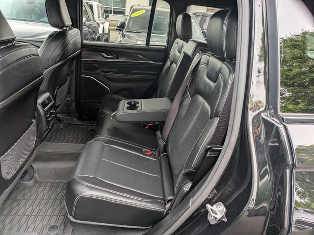 Certified 2023 Jeep Grand Cherokee Overland AWD/4WD image 13