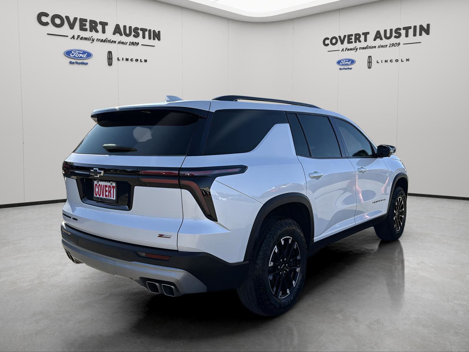 Used 2025 Chevrolet Traverse Z71 w/ Driver Confidence Package image 5