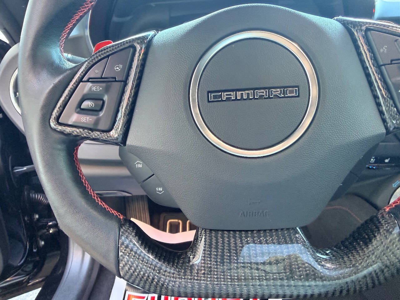Used 2019 Chevrolet Camaro ZL1 RWD image 24