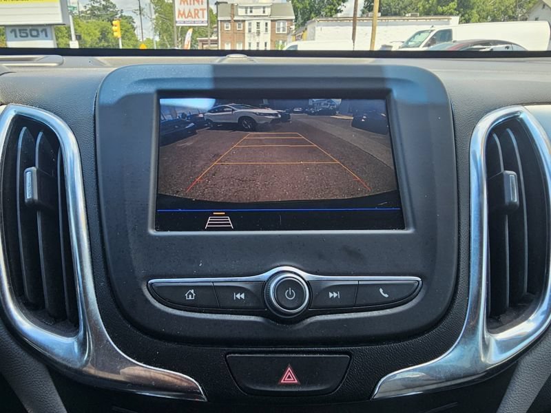 Used 2020 Chevrolet Equinox LS w/ LS Convenience Package FWD image 35