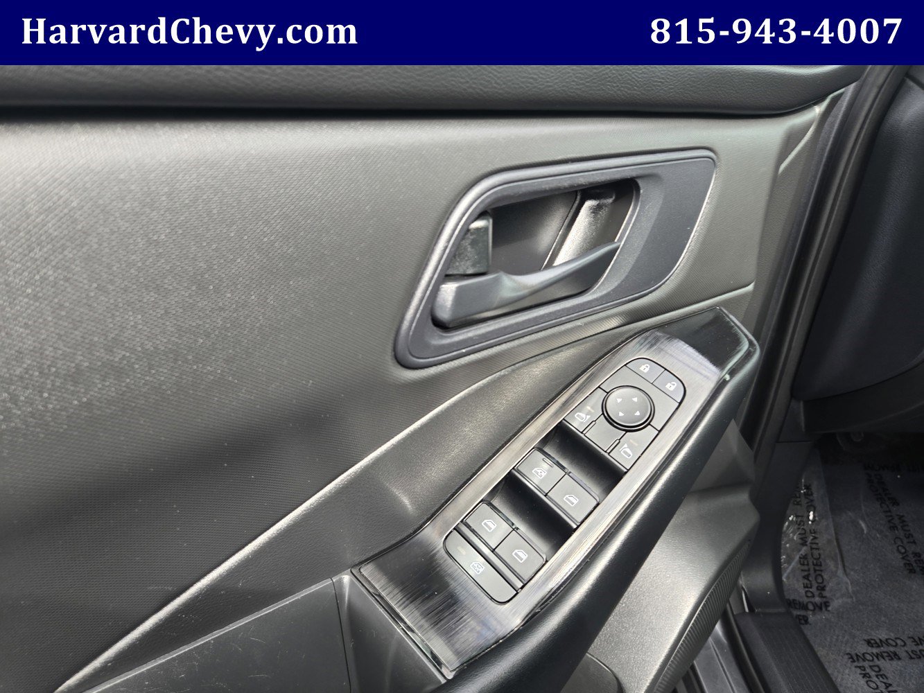 Used 2024 Nissan Rogue S AWD/4WD image 33