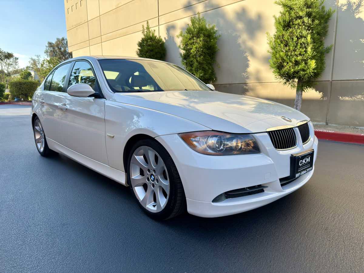 Used 2006 BMW 330i Sedan image 12