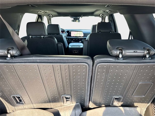 Used 2025 Chevrolet Tahoe Z71 w/ Comfort Package image 6