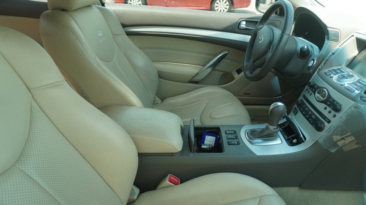 Used 2008 INFINITI G37 Journey w/ Premium Pkg image 11