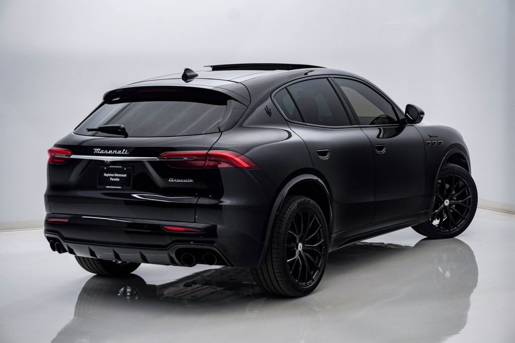 Used 2023 Maserati Grecale Modena AWD/4WD image 11