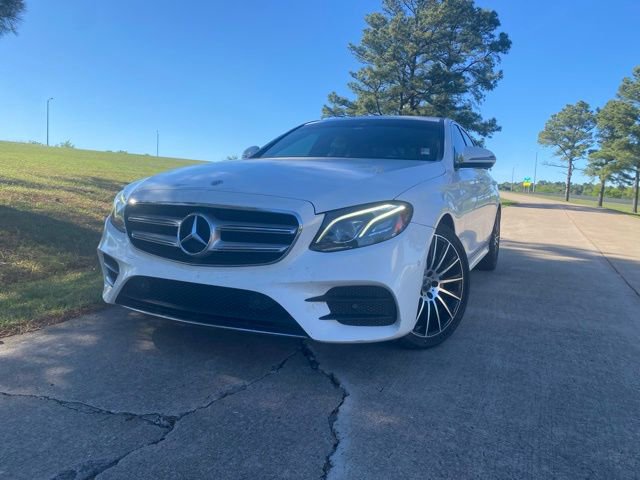 Used 2017 Mercedes-Benz E 300 4MATIC image 3