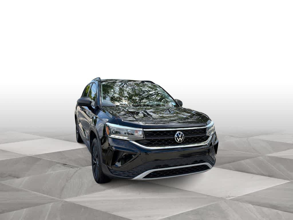 Certified 2024 Volkswagen Taos S FWD image 2