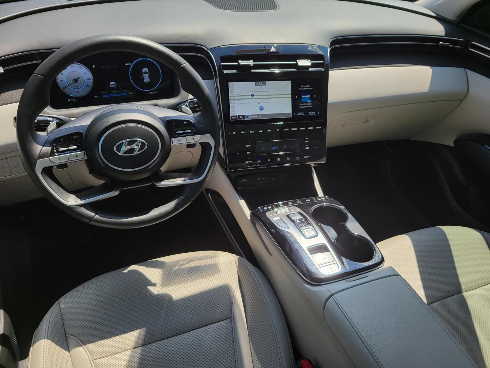Certified 2024 Hyundai Tucson Limited FWD image 16