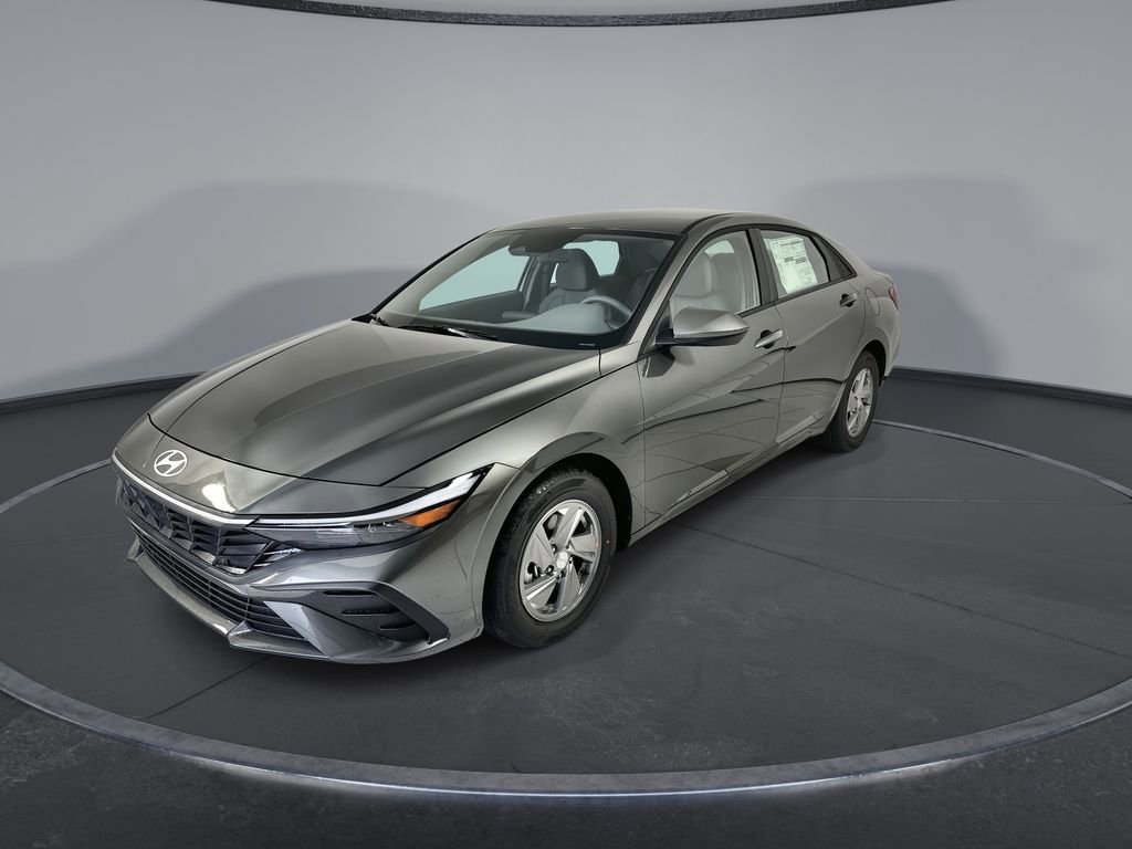 New 2026 Hyundai Elantra SE FWD image 4
