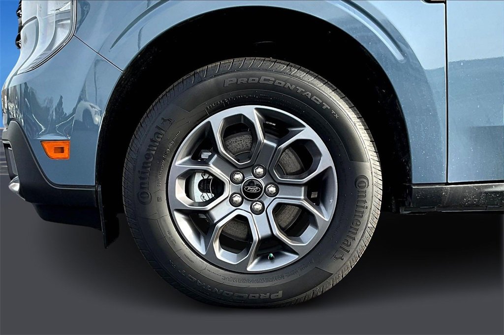 New 2025 Ford Maverick XLT w/ XLT Luxury Package image 13