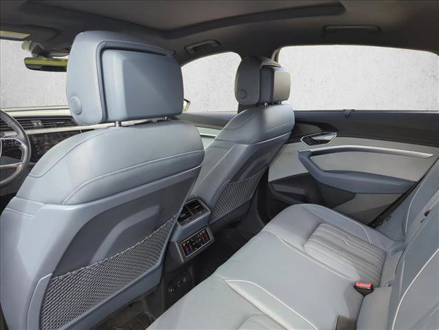 Used 2020 Audi e-tron Prestige image 19