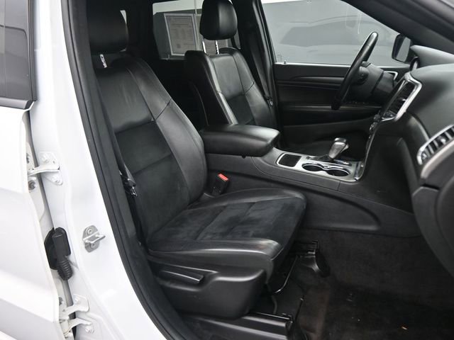 Used 2018 Jeep Grand Cherokee Altitude image 26