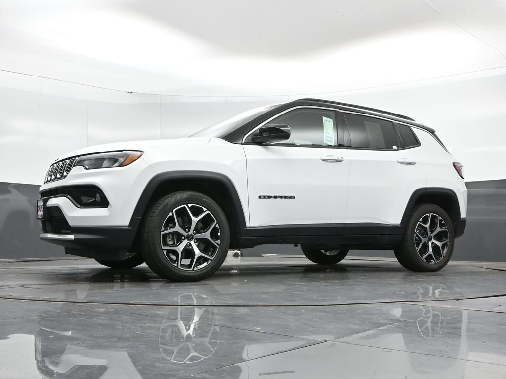 Used 2025 Jeep Compass Limited AWD/4WD image 45