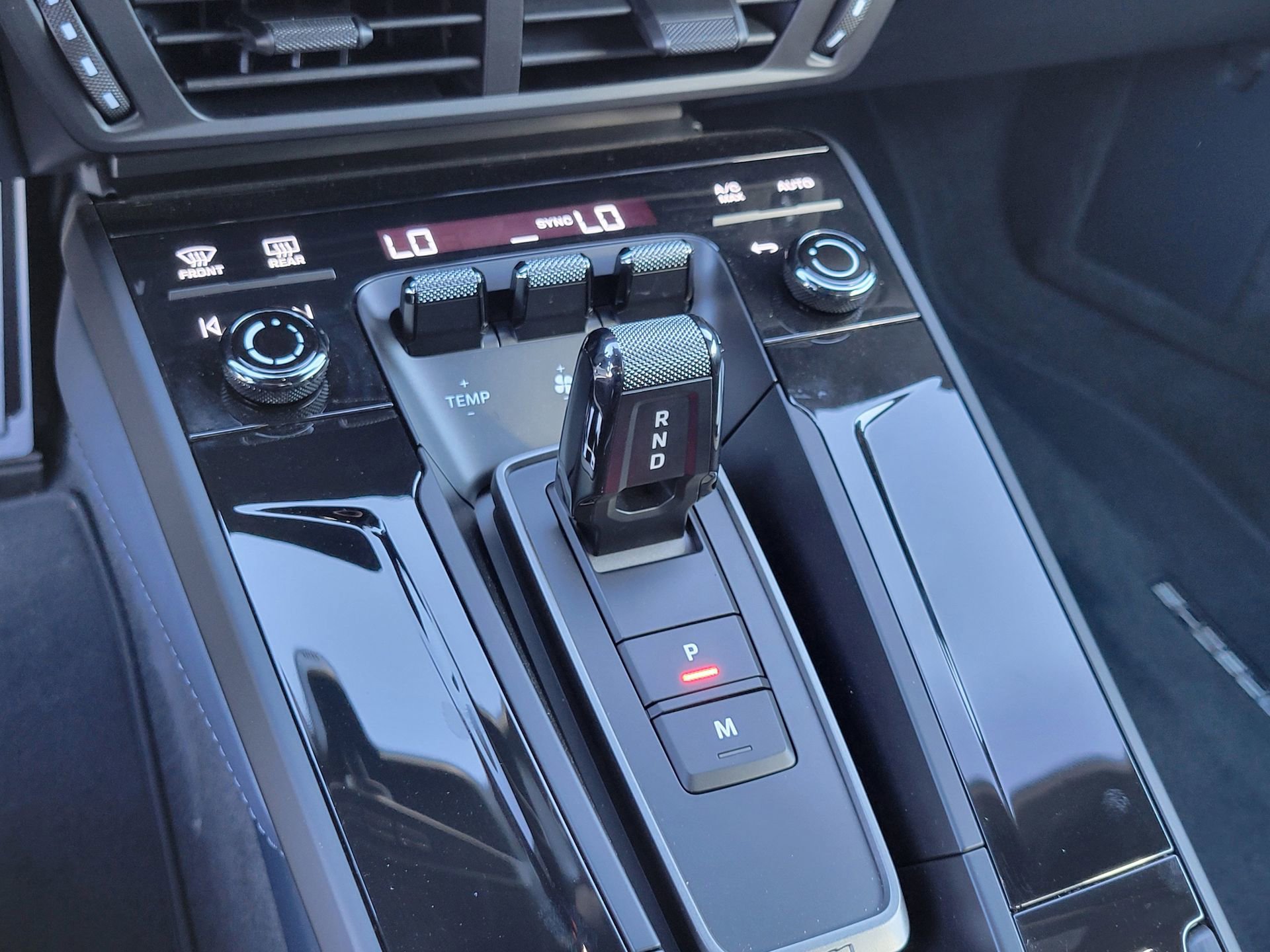 Certified 2026 Porsche 911 Carrera GTS image 21