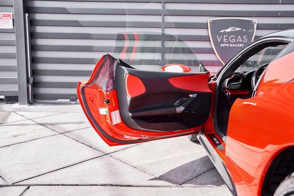 Used 2021 Ferrari SF90 Stradale image 32