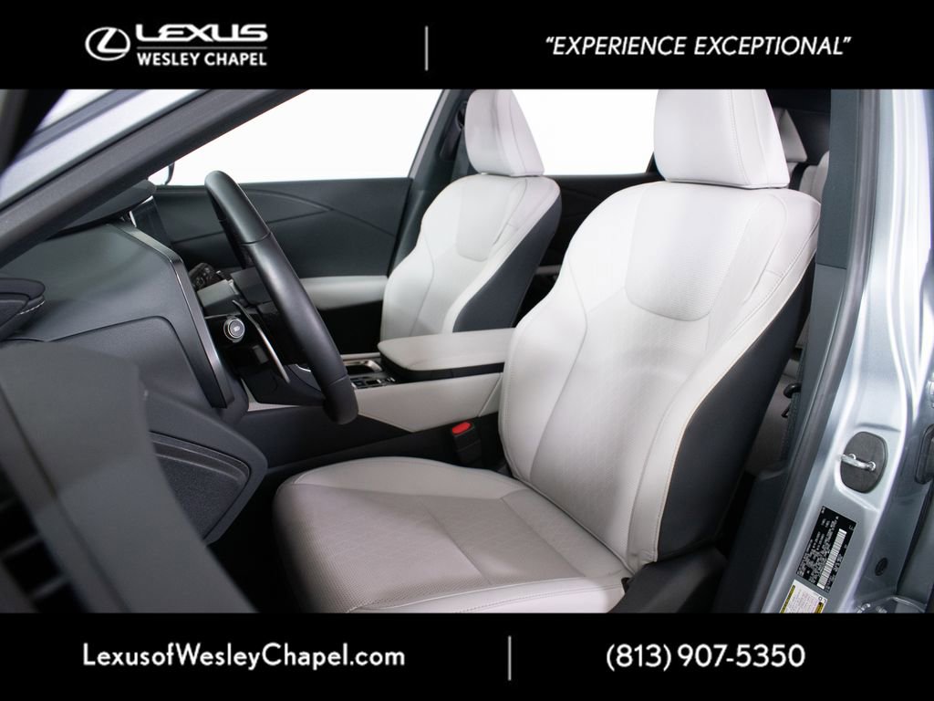 Used 2025 Lexus RX 350 Premium Plus w/ Accessory Package (Z1) FWD image 22
