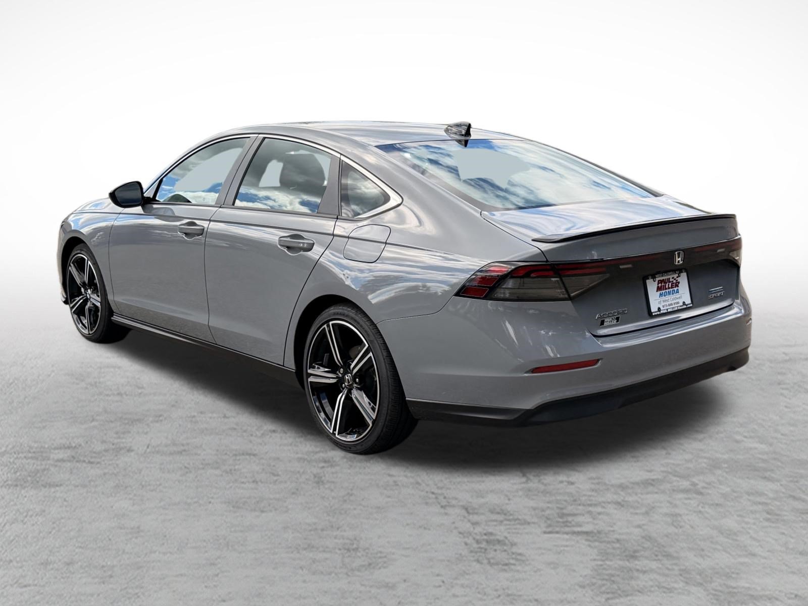 Certified 2025 Honda Accord Sport image 5
