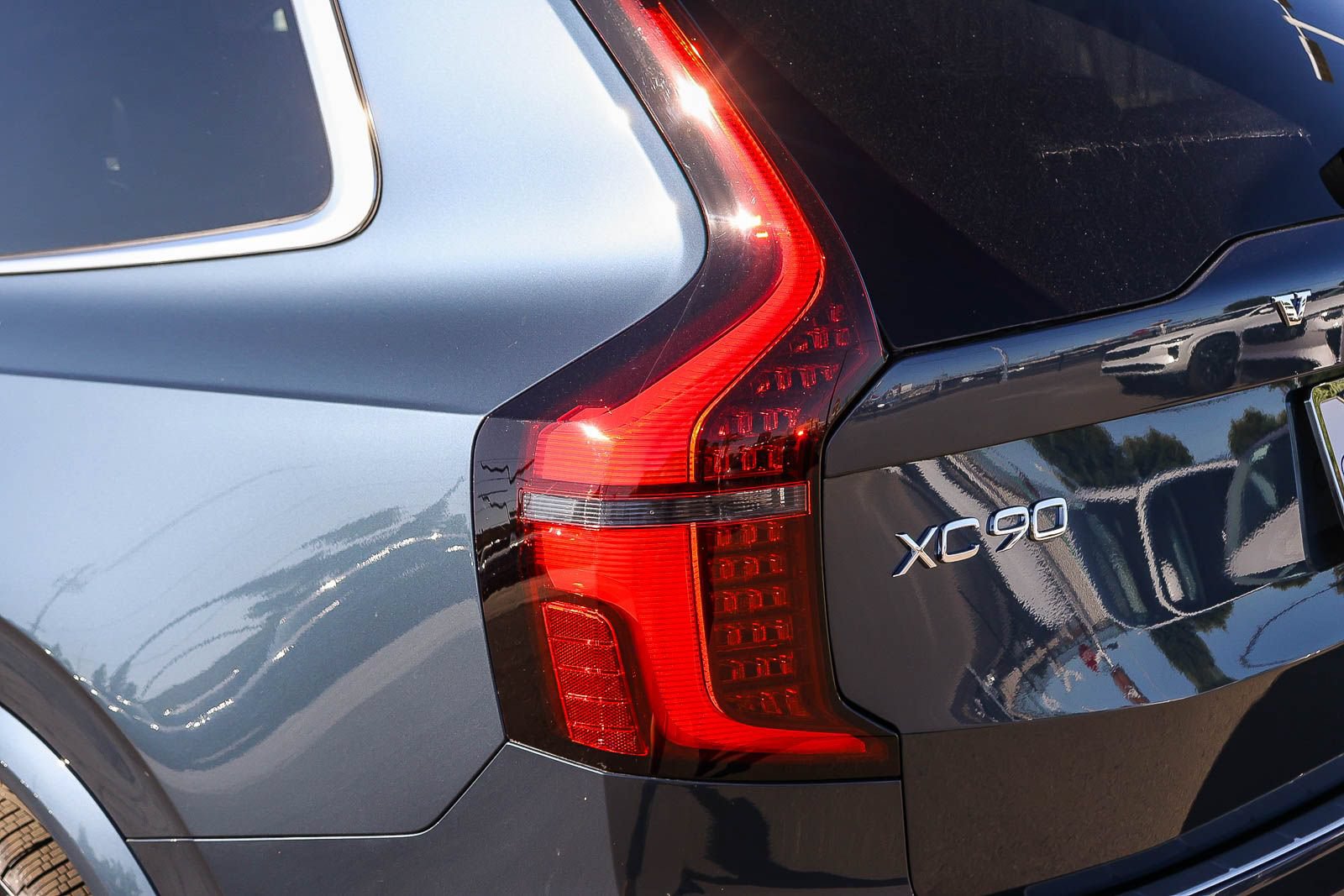 New 2026 Volvo XC90 T8 Ultra w/ Protection Package AWD/4WD image 11