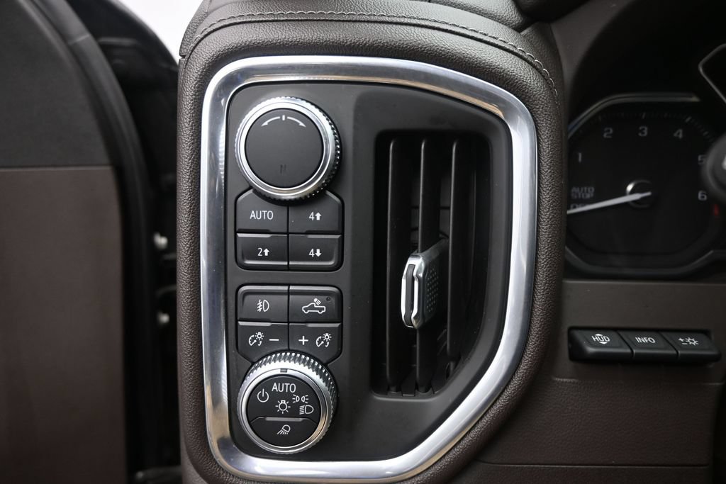 Used 2019 GMC Sierra 1500 Denali w/ Denali Ultimate Package AWD/4WD image 20