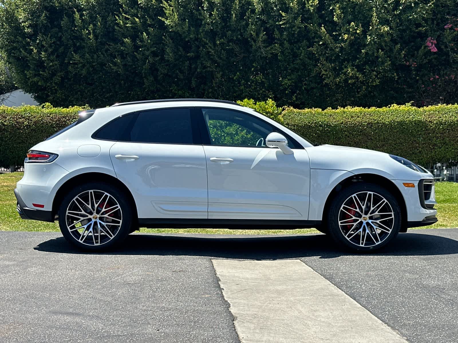 New 2026 Porsche Macan S AWD/4WD image 9